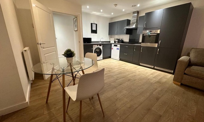Havering Apartment | Luxury Modern Apartment-Flat London
