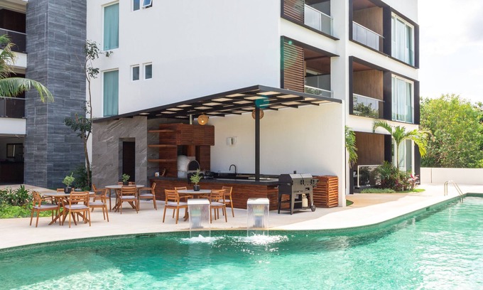 Akumal Apartment | Luxury & Modern Apt in The Jungle Garden Pool 03An