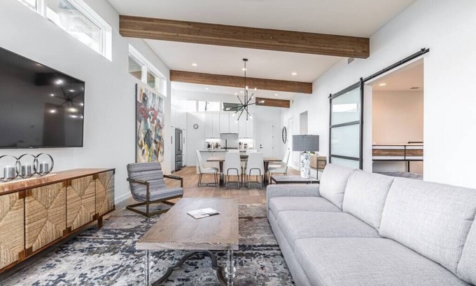 Northwest Dallas House | Luxury Modern Dallas Home