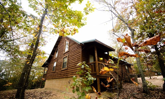 Board Camp Cabin | Luxury Mountain Cabin! ATV|Hike|Bike|Kayak|Relax