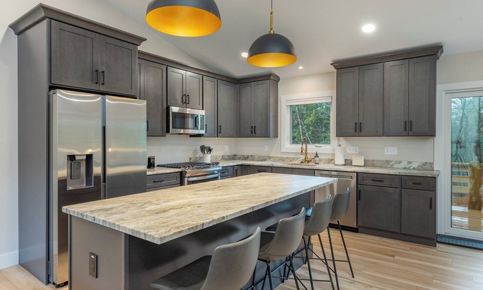 Hendersonville House | Luxury Mountain Escape w/Sauna, Cold Plunge and Fitness Gym