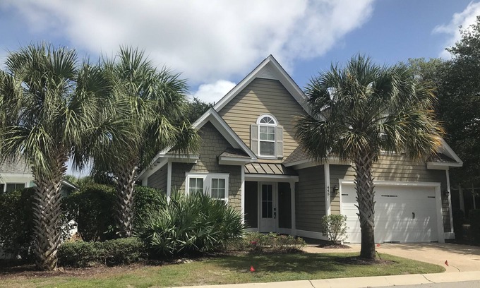 Windy Hill House | Luxury North Myrtle Beach Home In Ocean Front Resort
