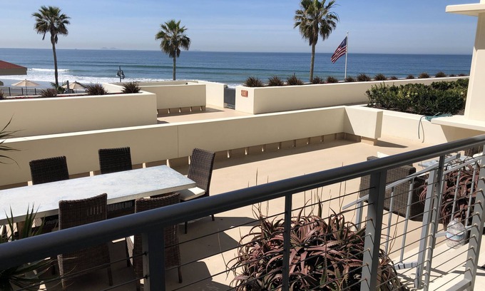 Coronado Condo | Luxury Oceanfront 2BR/2BA Coronado Shores condo w/large terrace La Sierra Bldg