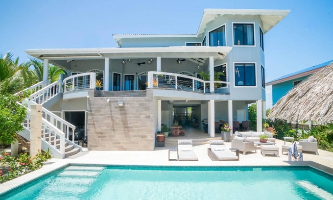 Plantation Villa | Luxury Oceanfront Villa w/2 Pools, Beach & Pier