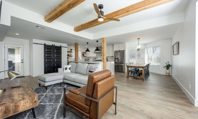 Mesilla Park House | Luxury on a Pecan Farm
