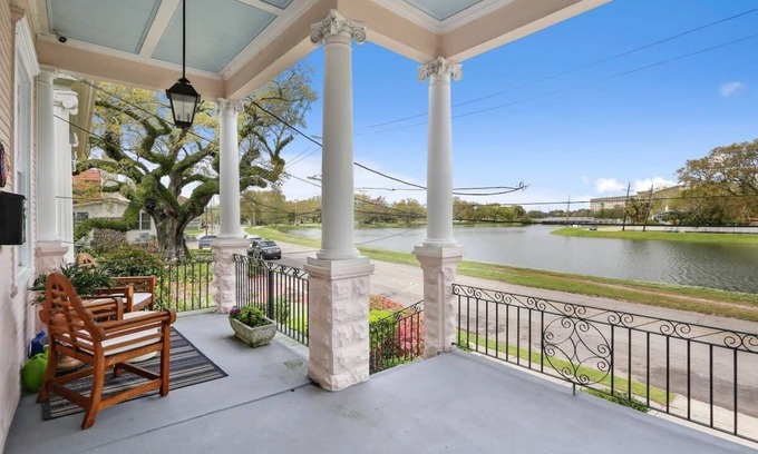 New Orleans House | Luxury On The Bayou | Parking | Steps to City Park