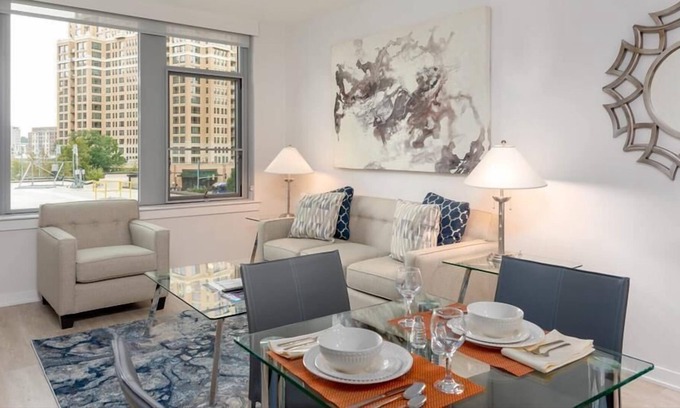 District Wharf Apartment | Luxury One Bedroom Apartment