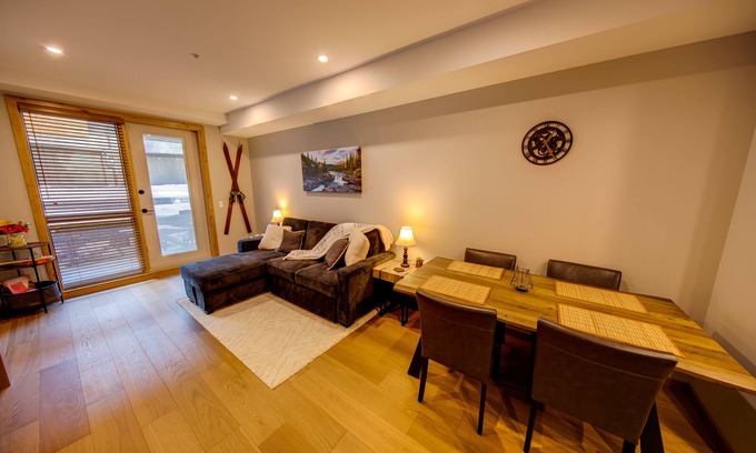 Canmore Condo | Luxury One Bedroom Condo in Canmore