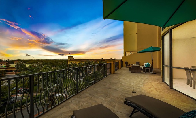 Cape Harbour Condo | Luxury outdoor patio A+Amenities! Cape Coral FL 3B/2B