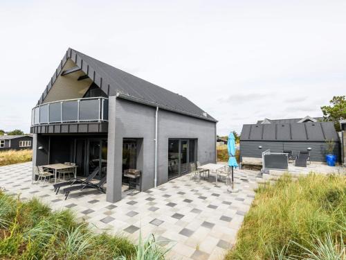 Rindby Strand House | Luxury Panoramic Cottage in Rindby-By Traum