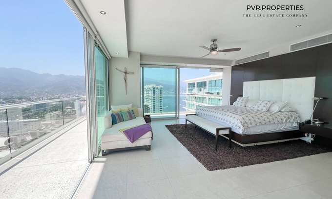 North Hotel Zone Apartment | Luxury Penthouse Facing the sea floor 24. Peninsula Puerto Vallarta