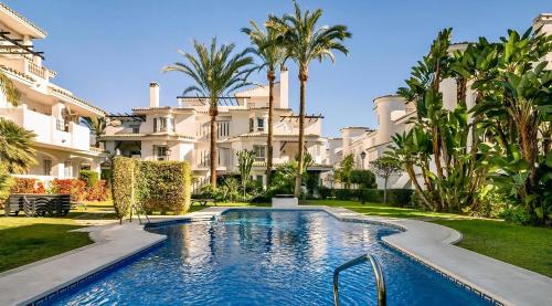 Marbella Apartment | Luxury Penthouse Marbella Walk to Banus