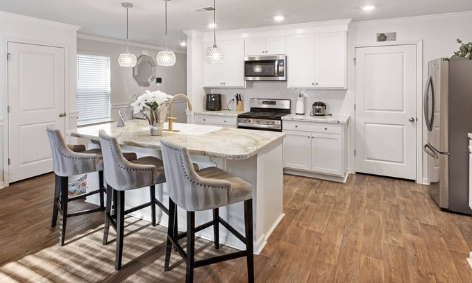 Okatie House | Luxury pet friendly 4Bdr Home