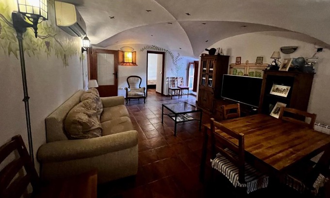 Santiago Apartment | Luxury Plaza de Santiago - 3 hab