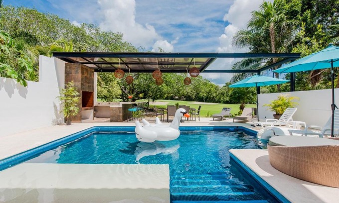 Puerto Aventuras House | LUXURY POOL & BEACH HOUSE AT THE MAYAN RIVIERA