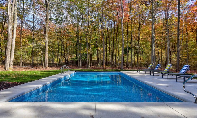 Allegan County House | Luxury Property: Private Pool, Hot Tub, Fire Pit and Close to Lake Sunsets