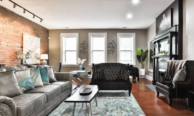 St. Louis Apartment | Luxury Romantic Lovers Oasis w/Colorful Mood Lighting & Heated Massage Table