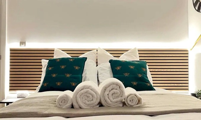 Stratford Apartment | Luxury rooms in London - PeacePods