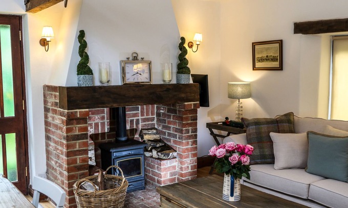 Fontwell House | Luxury self catering Barn Nr Goodwood.