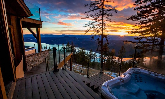 Whitefish House | Luxury ski-in/ski-out estate w/private hot tub, game-room and the best view!