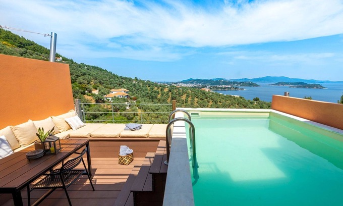 Katsarou Villa | Luxury Skiathos Villa | 2 Bedrooms | Villa Kallisto | Private Pool | Vasilias