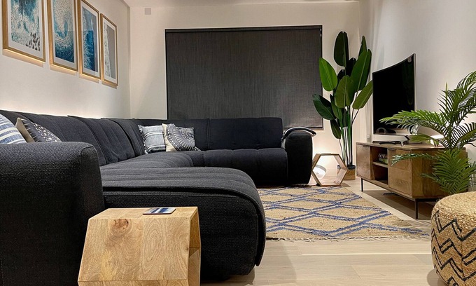 Lusty Glaze House | Luxury Smart Eco Home in Newquay by Tolcarne beach