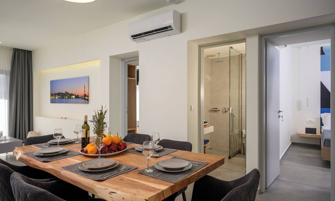 Platanias Town Apartment | Luxury Suites | Modern Athina Suites In Platanias with Pool