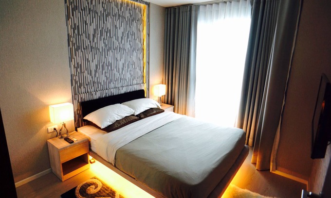 Thung Maha Mek Apartment | Luxury Apartment near Downtown (Pick-up Service)