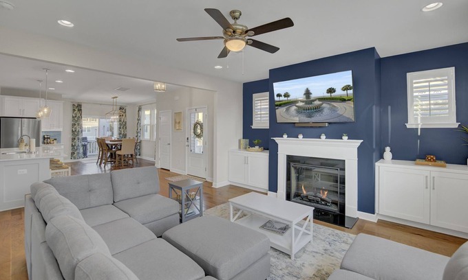 Johns Island House | Luxury Townhome with 2 King Suites - 20 minutes from Beach & Downtown