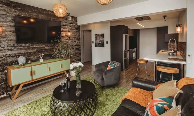 New Plymouth Apartment | Luxury Two-Bedroom Apartment in New Plymouth