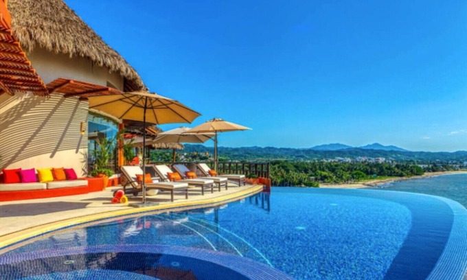La Cruz de Huanacaxtle House | Luxury Villa Paloma Blanca