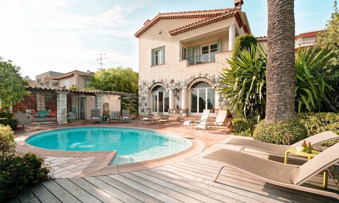Villefranche-sur-Mer Villa | Luxury villa overlooking the bay of Villefranche & Cap Ferrat