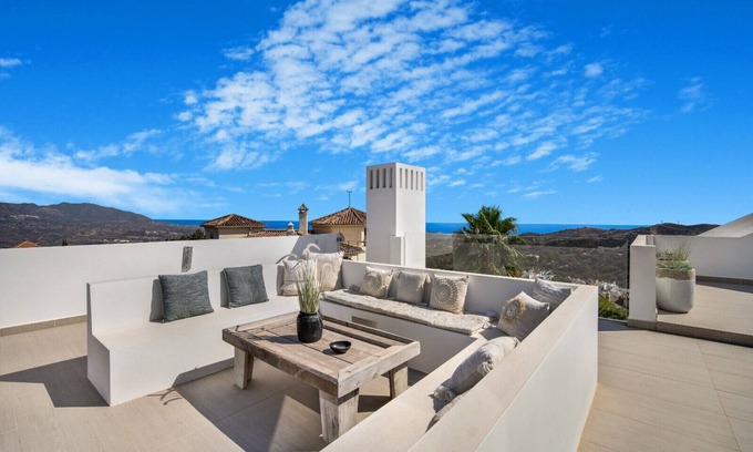 Ojen Villa | Luxury Villa La Mairena, Marbella