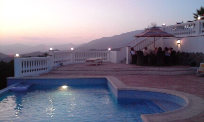 Sayalonga Villa | Luxury Villa on the top Andalucia Mountain with large Pool and Wonderful Views