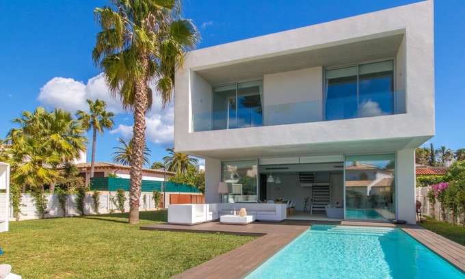 Muro Villa | Luxury Villa with Pool