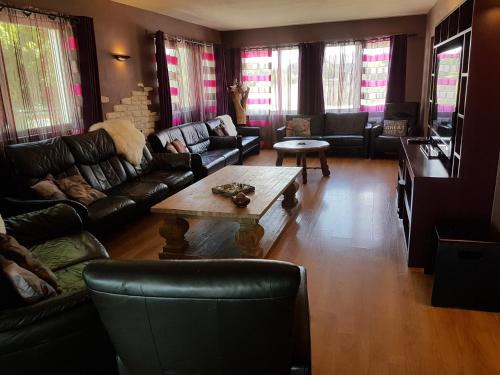 Francorchamps House | Luxury Villa with Sauna, cleaning included