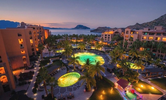 Loreto Apartment | Luxury Villa with Stunning Sea Views in Loreto