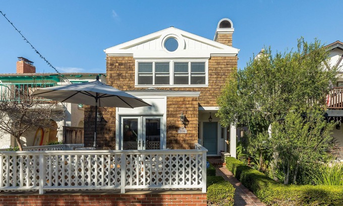 The Strand House | Luxury Walk-Street Beach Getaway