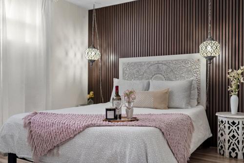 Sarasota Apartment | Luxury Zen Den with heated pool just off Siesta Key