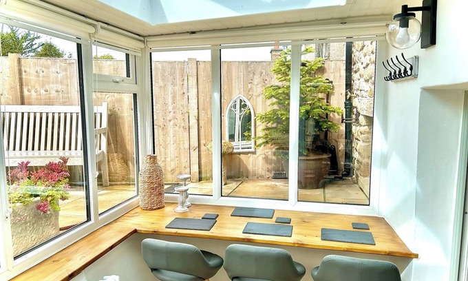 Eyam Cottage | Lydgate Cottage
