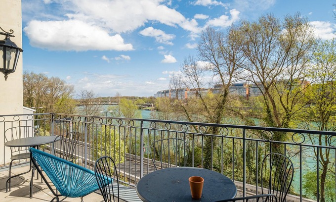 Montessuy Apartment | Lyon Cité-Gallo Romaine terrasse