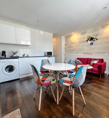 Downtown Angers Apartment | Lysbed - Le Pilori