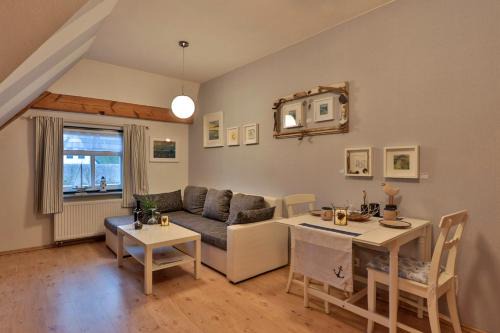 Pepelow Apartment | Möwennest im FH Zum Reetdachhaus am Haff