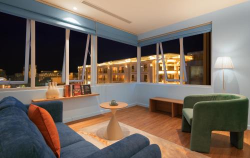 Trang Tien Hotel | M Village Hotel Hồ Gươm