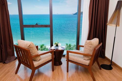 Tran Phu Beach Resort | M Village
