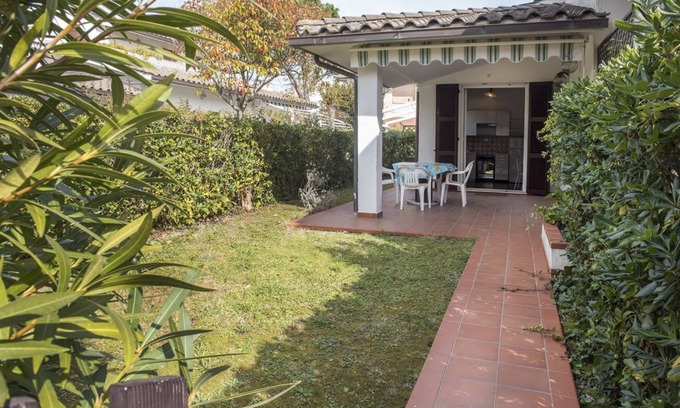 Marcelli Apartment | M104 - Marcelli, villa with garden 200 meters from the sea