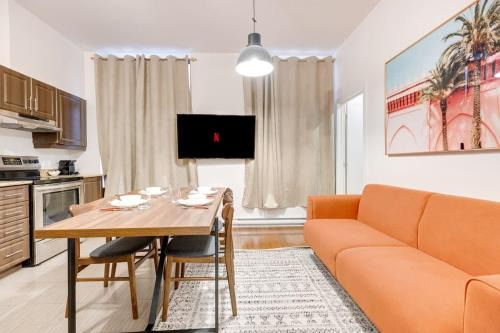 Milton Park Apartment | M11 - The Cozy Suite 2BR Prime Location Downtown Montreal