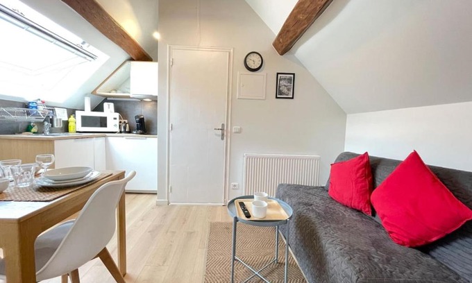 Quartier Centre Ville Apartment | M12 - Le vieux MassyRER600mOrly20 minNetflixNeuf