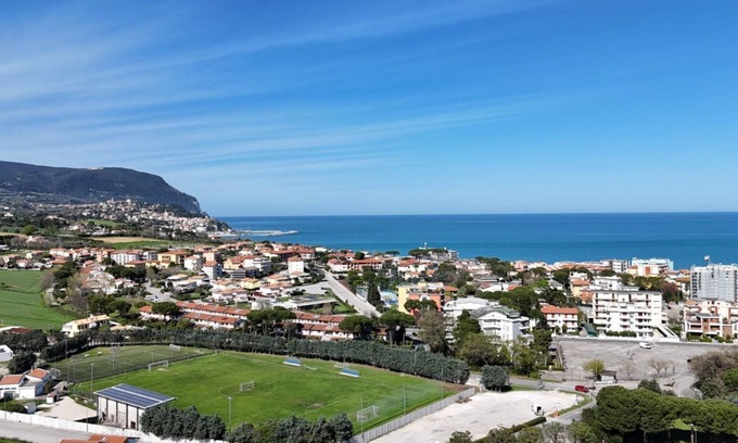 Numana Villa | M390 - Marcelli, delightful villa with sea view