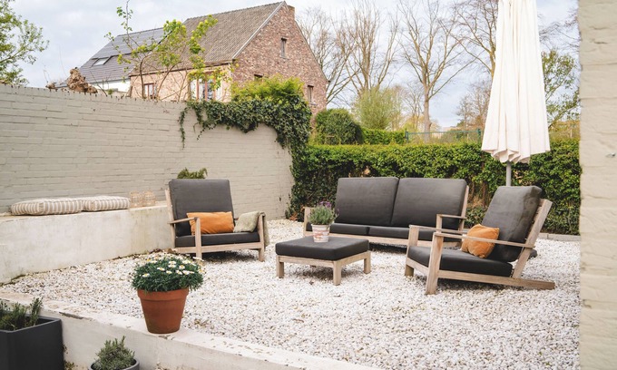 Lanaken Apartment | Maas Suites - The River House